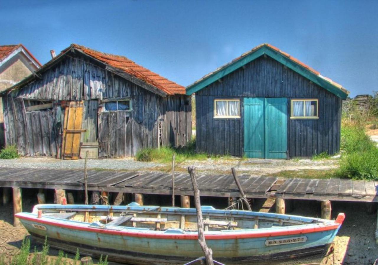Le Chai & L'Ecurie - Gites De Charme Entre Plages Et Coeur De Village Долю-д'Олерон Экстерьер фото